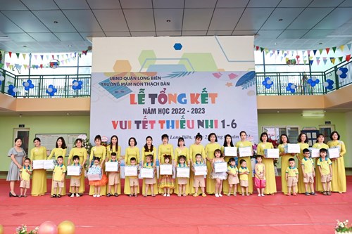Xúc động tại buổi Lễ tổng kết năm học 2022-2023– trao quà 1/6 và chia tay học sinh khối mẫu giáo lớn ra trường tại trường mầm non Thạch Bàn