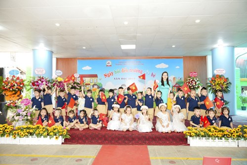 Trường mầm non Thạch Cầu tưng bừng tổ chức “ Ngày hội đến trường của bé năm học 2023 - 2024”