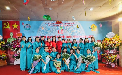 Lễ kỷ niệm 40 năm ngày nhà giáo Việt Nam 20/11 20/11 – Tuyên dương khen thưởng tập thể cá nhân tiêu biểu năm học 2021- 2022 và GVNV đạt giải cao trong hội thi GVNV giỏi cấp trường năm học 2022- 2023”