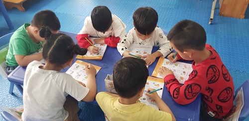 LĨNH VỰC PHÁTTRIỂN NGÔN NGỮ : Đề tài : Bù chữ còn thiếu trong từ - Lứa tuổi 5-6 tuổi - GV : Nguyễn Thị Kim Chi