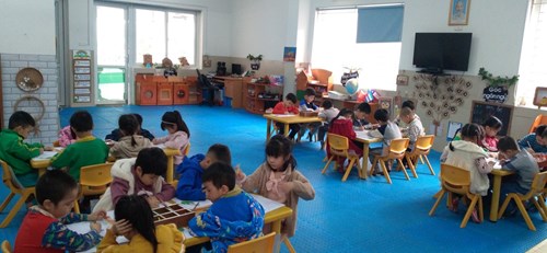 Lĩnh vực phát triển ngôn ngữ : Đề tài :Tập tô b-d-đ- Lứa tuổi : 5-6 tuổi - GV: Nguyễn Thị Kim Chi
