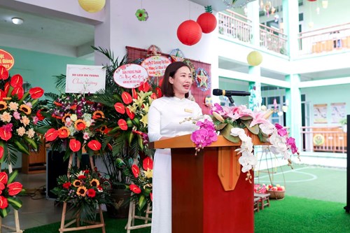 Trường mầm non Thượng Thanh: Hành động vì nhà trường xanh- sạch- đẹp- văn minh- hạnh phúc.