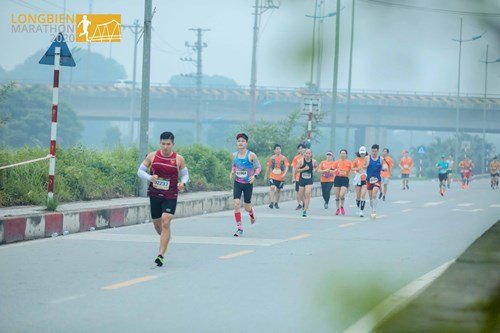 19.000 người tham gia giải chạy kỉ niệm 19 năm thành lập quận Long Biên