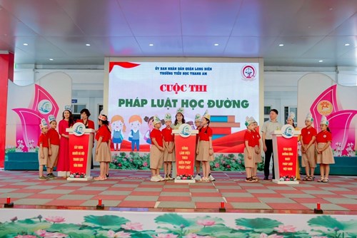 Hưởng ứng Ngày Pháp luật Việt Nam (9-11): Chung tay lan tỏa tinh thần thượng tôn pháp luật của UBND phường Thượng Thanh