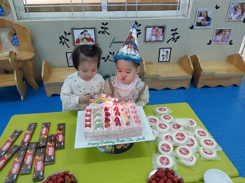 Chúc mừng sinh nhật bạn Minh Khang 2 tuổi!!