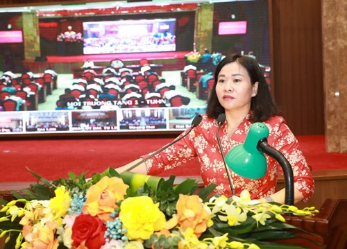 Chi bộ trường MN Tràng An tham dự Hội nghị triển khai quán triệt Chỉ thị 24-CT/TU Trực tuyến tại phường Giang Biên
