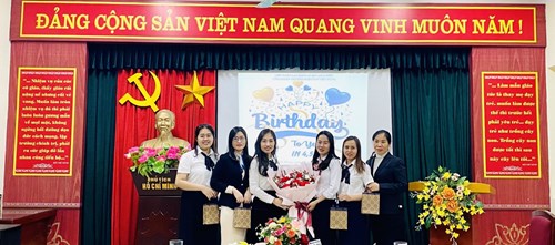 Công đoàn Trường mầm non Việt Hưng tổ chức sinh nhật cho các Đoàn viên sinh nhật Quý II/2023!