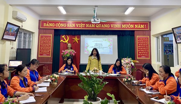 Trường mầm non Việt Hưng tổ chức Hội nghị sơ kết học kỳ 1 và triển khai phương hướng nhiệm vụ học kỳ 2, năm học 2023 - 2024.  