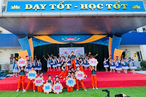 Các hoạt động nổi bật trong đợt thi đua chào mừng 41 năm ngày Nhà giáo Việt Nam