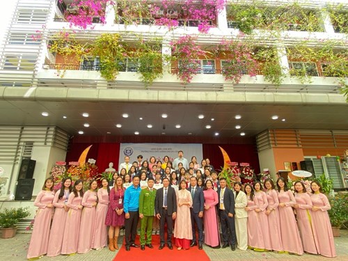 Trường THCS Chu Văn An tổ chức thành công Chương trình Kỉ niệm 41 năm ngày Nhà giáo Việt Nam (20/11/1982- 20/11/2023)