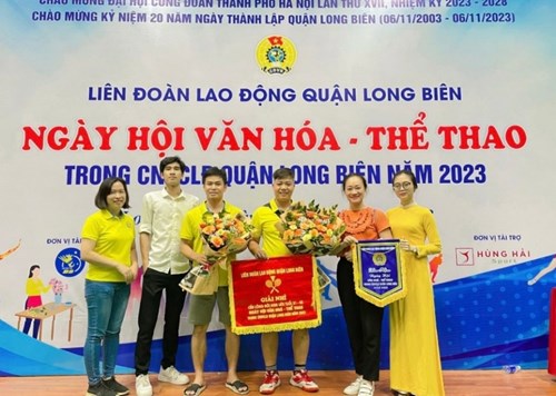 Cán bộ, giáo viên, nhân viên trường THCS Chu Văn An đoàn kết, tỏa sáng trong “Ngày hội Văn hóa – Thể thao” quận Long Biên năm 2023