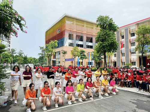 Trường THCS Gia Quất tổ chức chung kết “Giải chạy báo Hà Nội mới lần thứ 48 vì hòa bình”