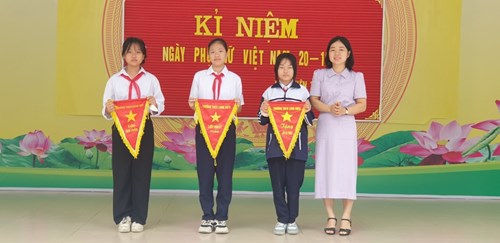 Chuỗi hoạt động chào mừng ngày phụ nữ Việt Nam 20/10 của Trường THCS Long Biên