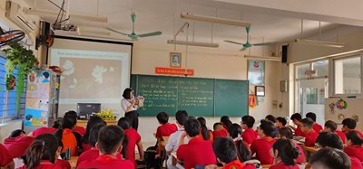 Trường THCS Ngọc Lâm thực hiện chuyên đề “ Dạy học theo định hướng phát triển năng lực học sinh” môn Nghệ thuật lớp 8 năm học 2023-2024