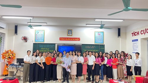 Trường THCS Ngọc Lâm thực hiện sinh hoạt chuyên môn liên trường môn tiếng Anh giữa trường THCS Ngọc Lâm -  THCS Bồ Đề - và THCS Mê Linh (huyện Mê Linh)
