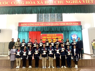 Trường THCS Ngọc Lâm tổ chức Giao lưu - Gặp mặt đội tuyển học sinh giỏi dự thi cấp thành phố năm học 2023- 2024