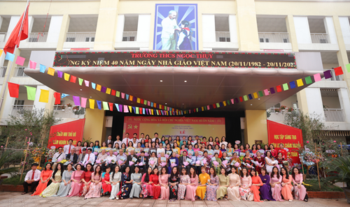 Trường THCS Ngọc Thụy tổ chức Lễ niệm 40 năm ngày Nhà giáo Việt Nam (20/11/1982 - 20/11/2022)