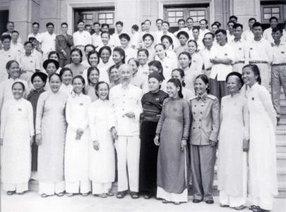 Tình cảm của Chủ tịch Hồ Chí Minh dành cho các thế hệ phụ nữ các ngành, các giới là bài học lớn và sâu sắc