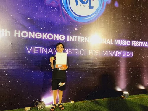 Học sinh trường thcs nguyễn bình khiêm- quận long biên lọt top 5 cuộc thi festival âm nhạc quốc tế