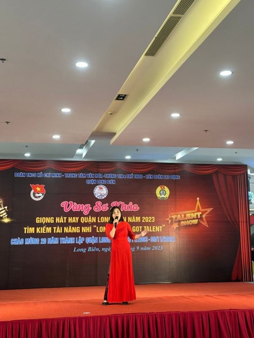 Chúc mừng đ/c Nguyễn Thanh Mai-Đoàn viên công đoàn trường THCS Nguyễn Bỉnh Khiêm đã được lựa chọn vào vòng Bán kết Giọng hát hay Quận Long Biên năm 2023