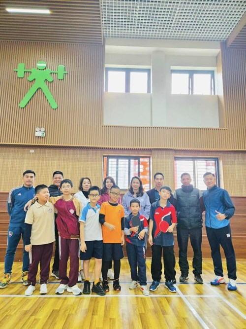 Chúc mừng đội tuyển trường THCS Nguyễn Gia Thiều đạt giải nhất, nhì trong kì Hội khoẻ Phù Đổng cấp quận.