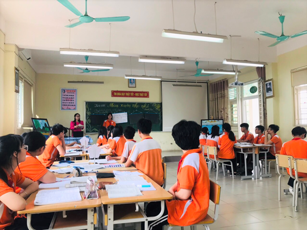  Trường THCS Phúc Đồng tham gia hội thi giáo viên giỏi cấp Quận môn Ngữ văn và môn Tiếng anh