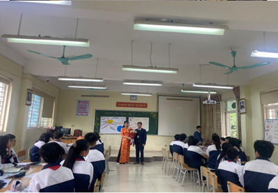 Trường THCS Phúc Đồng tham gia hội thi giáo viên giỏi cấp Quận môn Hoá học