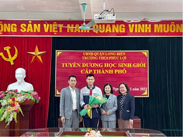 Chúc mừng học sinh Nguyễn Minh Đại - lớp 9A1 đạt giải Nhì Học sinh giỏi cấp Thành phố môn Sinh học