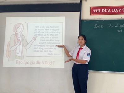 Nguyễn Hương Giang – Học sinh ưu tú của chi đội 8A7, trường THCS Sài Đồng