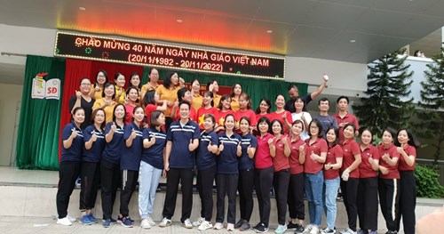 Công đoàn trường THCS Sài Đồng tổ chức các hoạt động thi đua sôi nổi chào mừng kỷ niệm 40 năm Ngày Nhà giáo Việt Nam 20/11/2022
