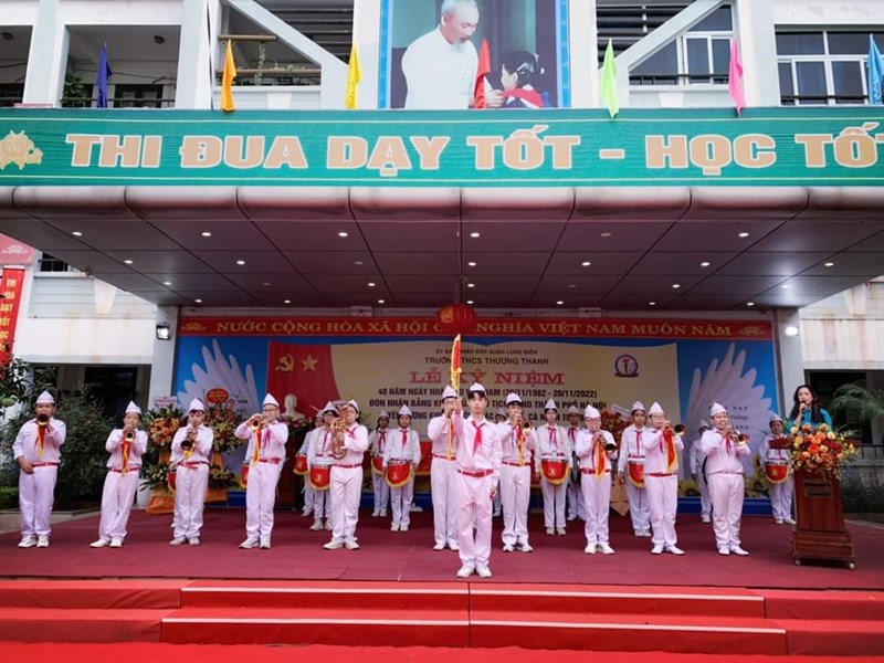 Trường THCS Thượng Thanh tưng bừng tổ chức lễ kỷ niệm 40 năm ngày Nhà giáo Việt Nam (20/11/1982 – 20/11/2022)