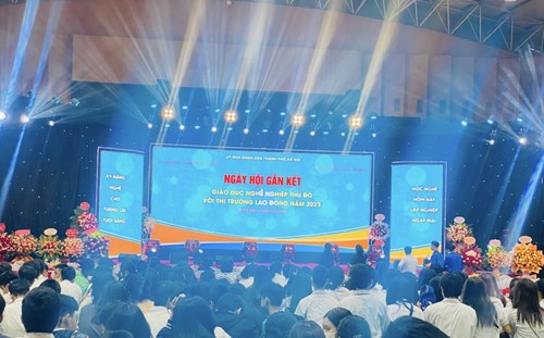 Trường THCS Việt Hưng tham gia ngày hội gắn kết