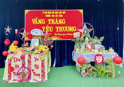 Trường THCS Việt Hưng vui Tết Trung thu