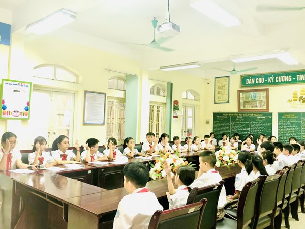Liên đội trường Tiểu học Cự Khối long trọng tổ chức Đại hội liên đội nhiệm kỳ năm học 2023 – 2024