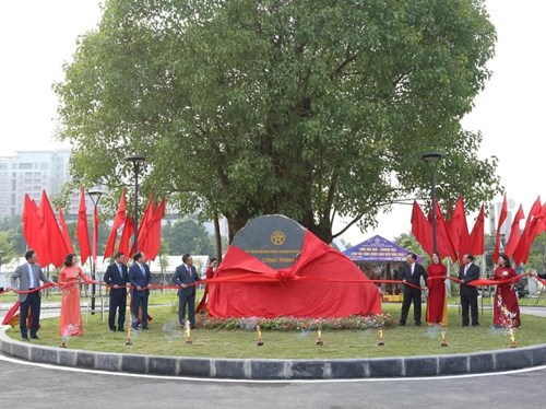 Tuyên truyền kỉ niệm 20 năm thành lập Quận Long Biên ( 6/11/2003 – 6/11/2023 )