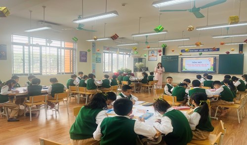 Chuyên đề cấp trường môn Tiếng Việt lớp 3  thực hiện đổi mới phương pháp dạy học
