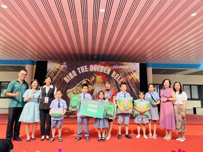 Cuộc thi Rung Chuông Vàng tại Trường Tiểu học Đô thị Sài Đồng được tổ chức bởi Language Link Academic   