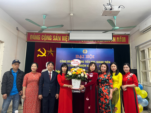 Trường TH Giang Biên tổ chức ĐH Công đoàn nhiệm kỳ 2023-2028.