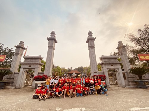 Chuyến trải nghiệm – Tham quan ngoại khoá bổ ích tại đền thờ Hai Bà Trưng và nông trại giáo dục EraHouse của học sinh lớp 3A3 trường Tiểu học Giang Biên.
