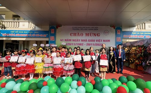 Hội thi vẽ tranh chào mừng 41 năm Ngày Nhà giáo Việt Nam 20 tháng 11