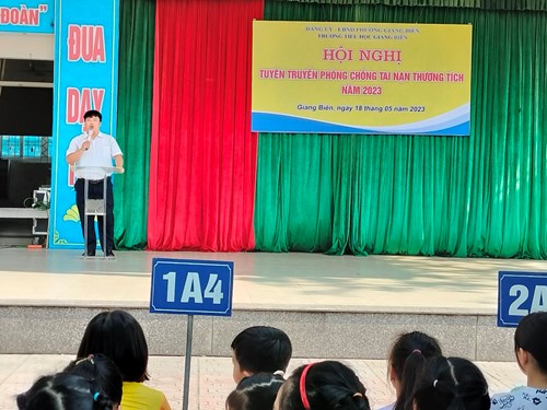 Trường Tiểu học Giang Biên Tuyên truyền phòng tránh tai nạn thương tích Năm 2023