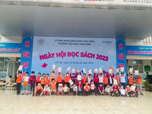 Trường Tiểu học Giang Biên tổ chức ngày hội đọc sách 2023