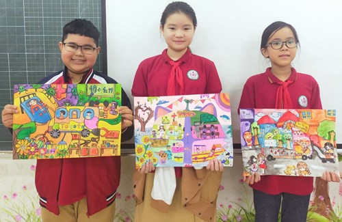 Học sinh Trường Tiểu học Giang Biên thỏa sức sáng tạo với cuộc thi vẽ tranh “Chiếc ô tô mơ ước”