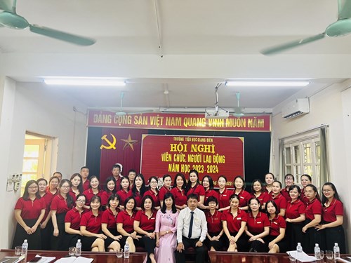Trường Tiểu học Giang Biên tổ chức thành công Hội nghị VC,NLĐ năm học 2023 - 2024