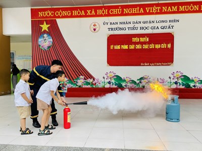 Trường Tiểu học Gia Quất tổ chức tập huấn phòng cháy chữa cháy trong trường học năm 2023