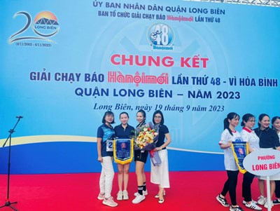 Đại diện cán bộ giáo viên, nhân viên trường Tiểu học Gia Quất tham gia Giải chạy báo Hà Nội mới lần thứ 48 – Vì hòa bình năm 2023