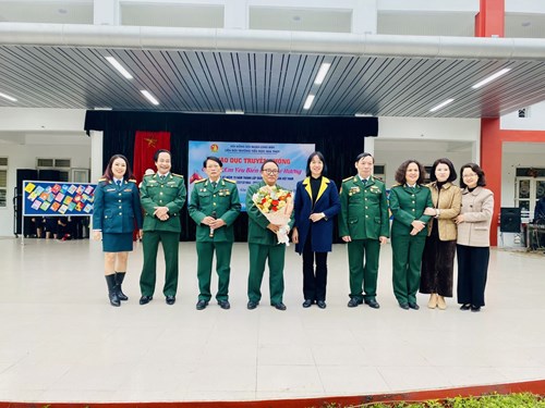 Chương trình kỉ niệm 79 năm ngày thành lập Quân đội Nhân dân Việt Nam của thầy trò trường Tiểu học Gia Thụy