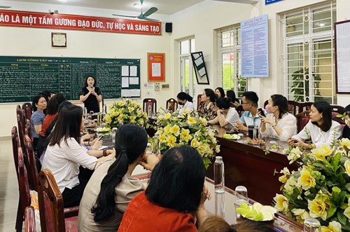 Trường Tiểu học Gia Thụy phối hợp cùng trường THCS Gia Thụy tổ chức kiểm tra định kì cuối học kì II môn Toán, Tiếng Việt, Tiếng Anh khối 5