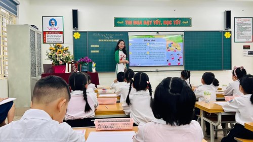 Chuyên đề cấp Quận môn Tiếng Việt lớp 1 tại trường Tiểu học Long Biên