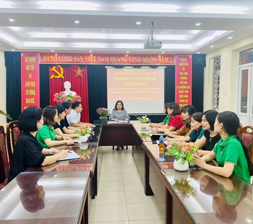 Trường Tiểu học Lý Thường Kiệt tổ chức sinh hoạt Đảng  - Chuyên đề: Những thành tựu xây dựng CNXH và giải pháp xây dựng CNXH ở Việt Nam hiện nay